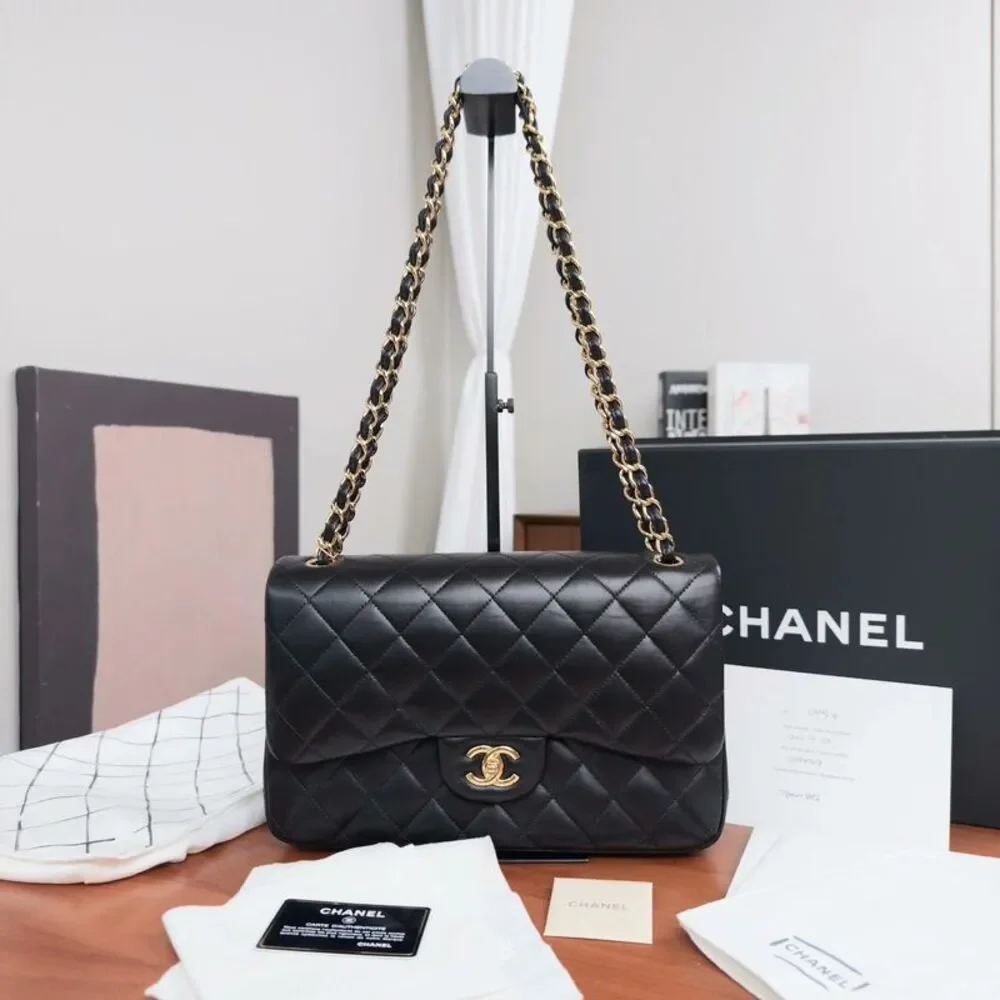 Chanel Women Pre-Loved Bag Very Good Condition